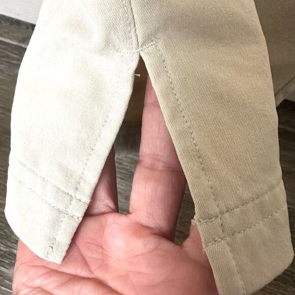 Under Armour khaki performance cropped pants - Picture 5 of 10